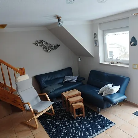 Zur Wellenwiese 24 *